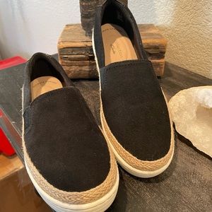 Clarks ultimate comfort casual shoes!